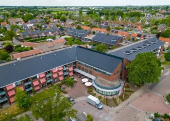 Prachtige trucks te bewonderen bij Wijkestein in Wijk en Aalburg