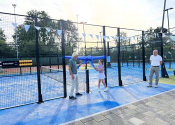 Padelbanen officieel geopend bij LTC Aalburg