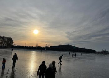 Nieuw bestuur neemt stokje over van ijsclub in Andel