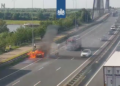 Auto vliegt in brand op A2 bij Zaltbommel, lange file richting Den Bosch