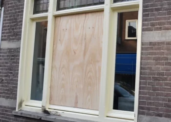 Woning aan Boschstraat in Zaltbommel vier weken gesloten na explosie en brandstichting