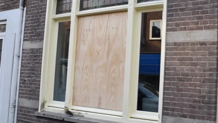 Woning aan Boschstraat in Zaltbommel vier weken gesloten na explosie en brandstichting