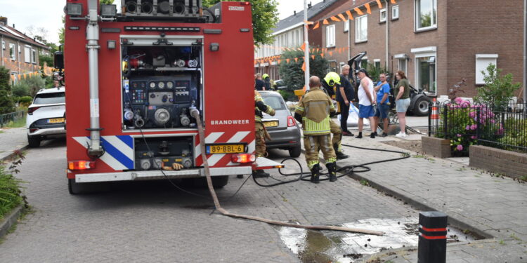 Brand tijdens verbouwing in Rossum snel onder controle