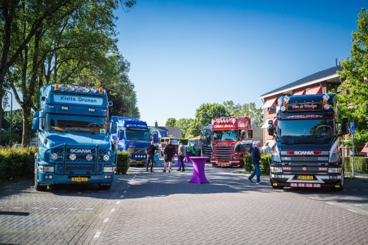 Truckochtend bij Wijkestein brengt bewoners en bezoekers samen