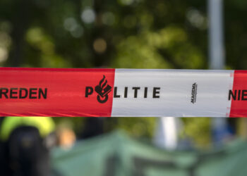 Vijf aanhoudingen na gijzeling van man uit Meteren in woning in Tiel