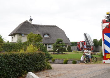 Brand in schuur aan Den Oudert in Wijk en Aalburg snel onder controle