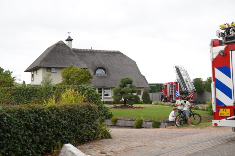Brand in schuur aan Den Oudert in Wijk en Aalburg snel onder controle