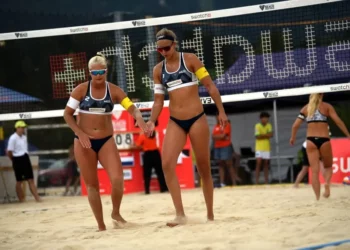 Raïsa Schoon en Katja Stam winnen Elite16-toernooi beachvolleybal in Rio de Janeiro