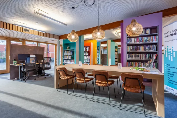 Steeds meer inwoners Altena vinden de weg naar de bibliotheek